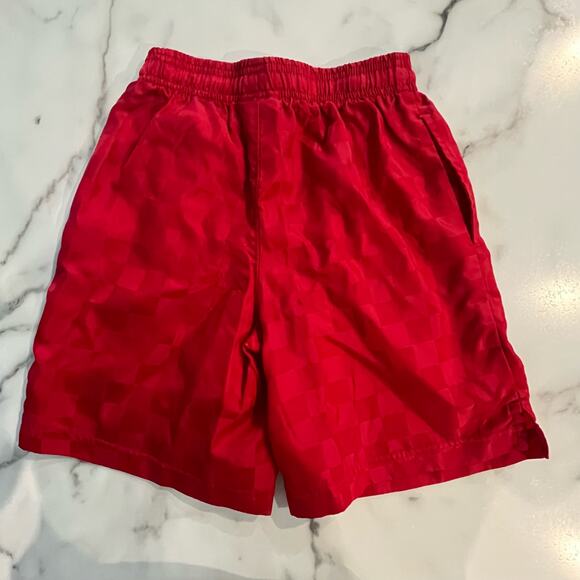 Umbro Red Soccer Shorts Checkered Children's Unisex Kids Size MEDIUM 6-7 - Picture 4 of 4